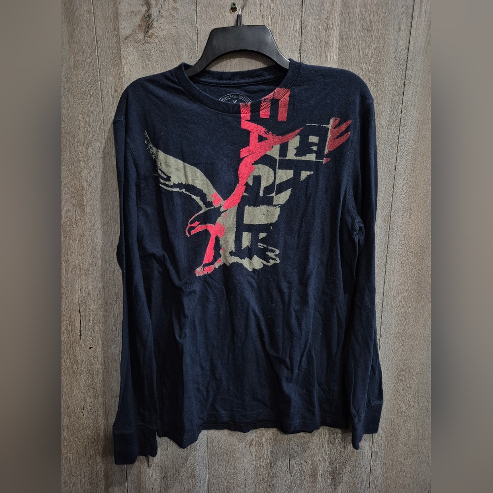 American Eagle Long Sleeve (Size Medium)